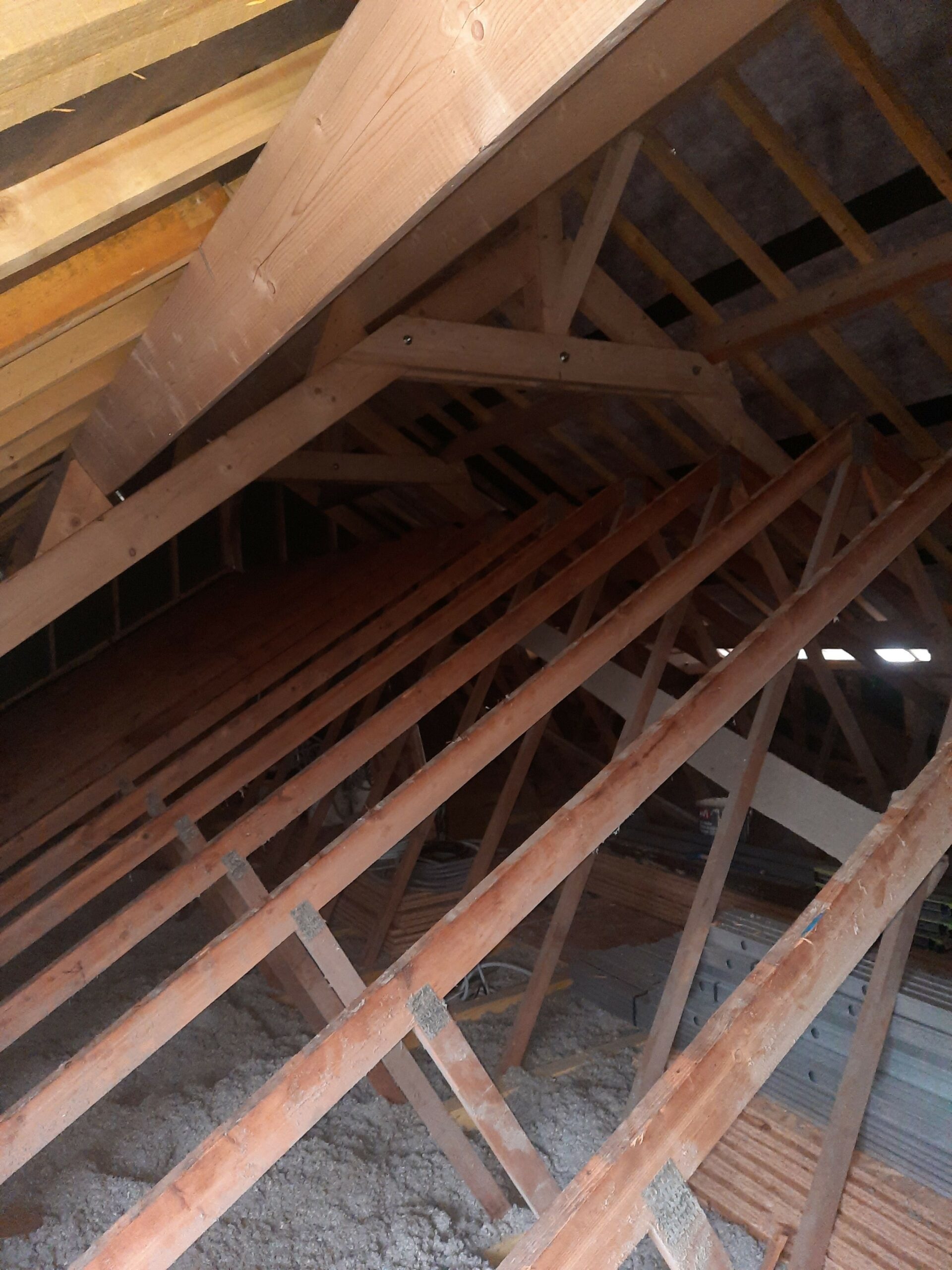 Surélévation à joué les tours avec la poutrespace