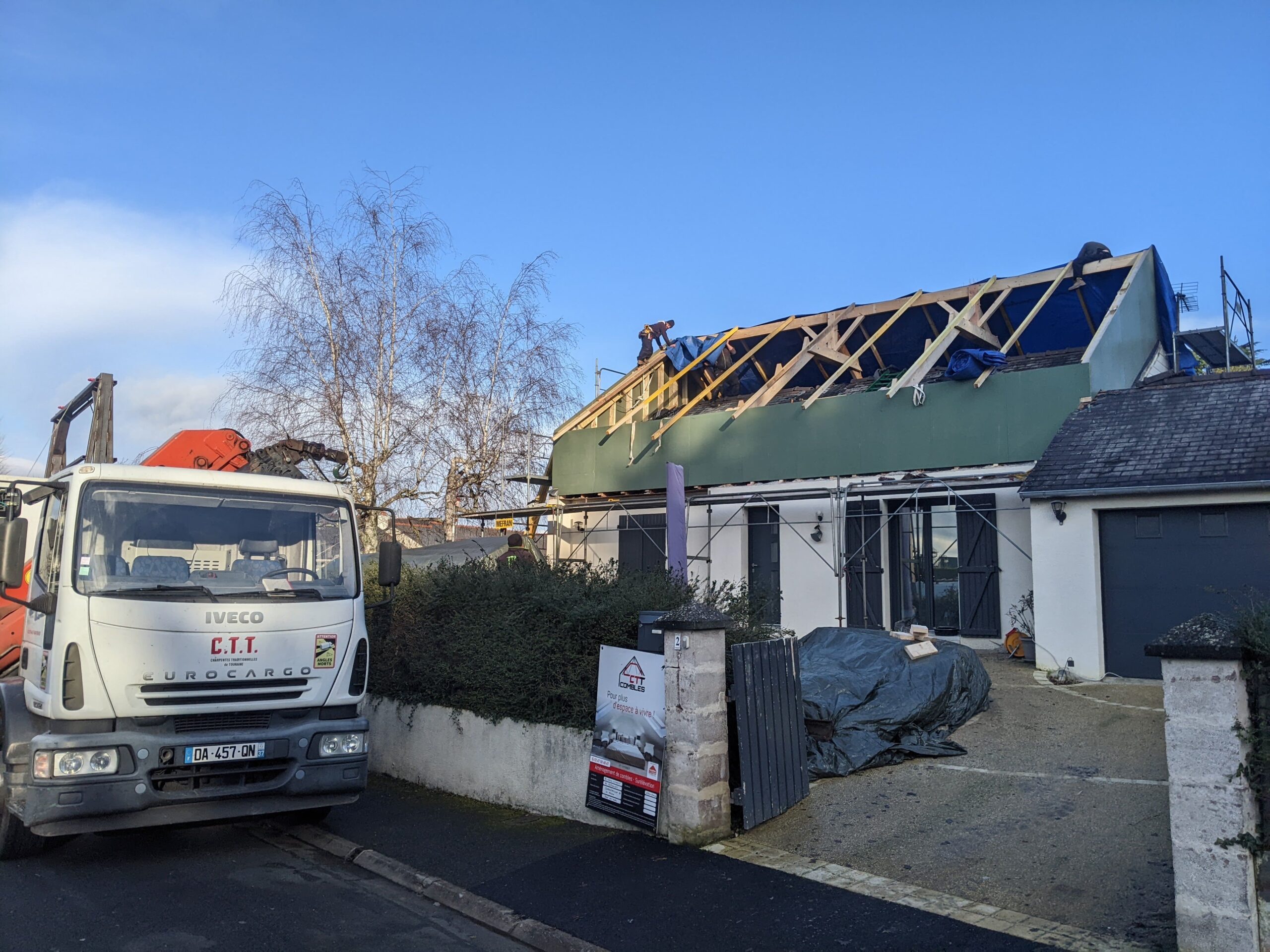 Surélévation de maison à Joué-lès-Tours - Surélever votre maison pour gagner de l'espace dans le 37